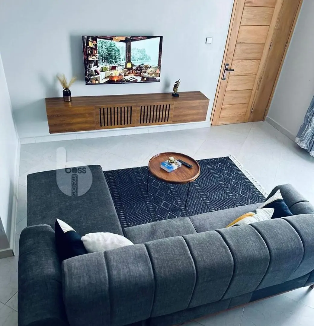 Leslie'S Apartments 캄팔라 우간다
